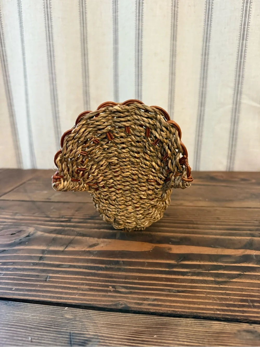 A Vintage hand woven wicker and rattan turkey basket